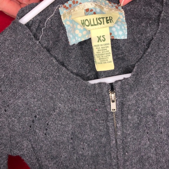 Hollister Grey Wool Like Zipper Cardigan (XS) - Picture 3 of 3